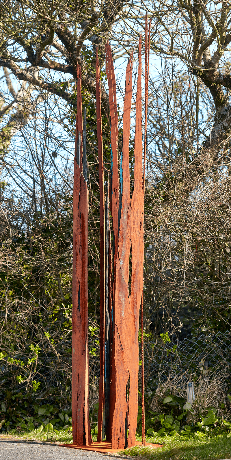 Chandler_Christopher_FragmentsXV Carved Cornish oak and plasma cut steel with patinated copper. Fragments XV is part of the Maelstrom series of sculptures that evolved during lockdowns 2020/2021 as an analogy of the Covid storm that was raging in the world