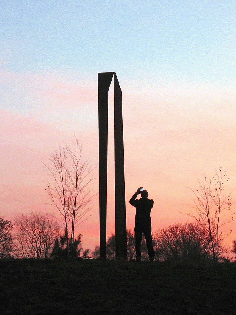 lambert_needle classical obelisk absence shadow eyecatcher landmark steel